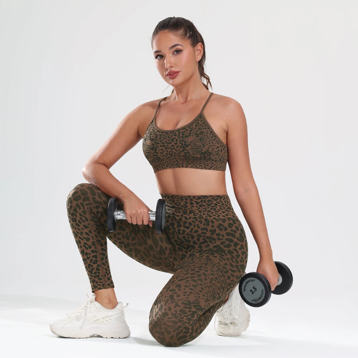 2 Piece Sexy Leopard Print Seamless Sports Set Women Camisole Top and Pants Fitness Sports Yoga Outfit Female Tight Gym Suit